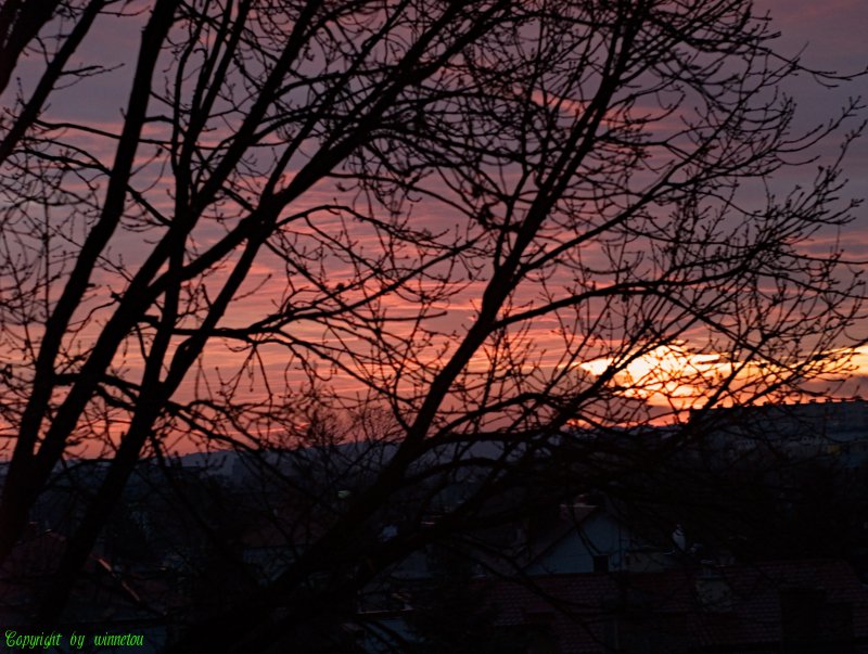 Wschód słońca z okna mieszkania w Rzeszowie